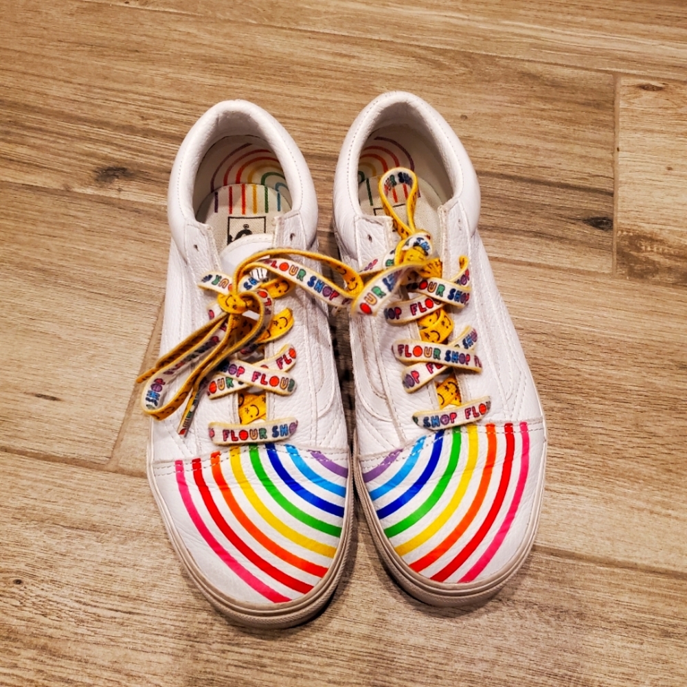 Flour Shop vans limited  edition